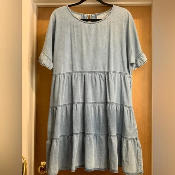 Amazon Denim Light Wash Tiered Baby Doll Mini Size-X-Large. Soft Girl - Picture 3 of 4